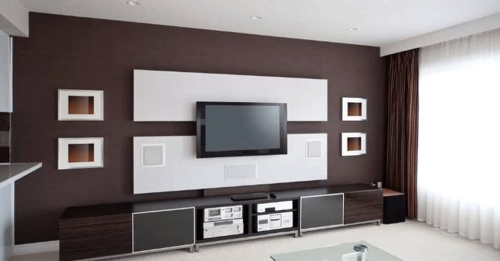 Living room home theater with in-wall speakers