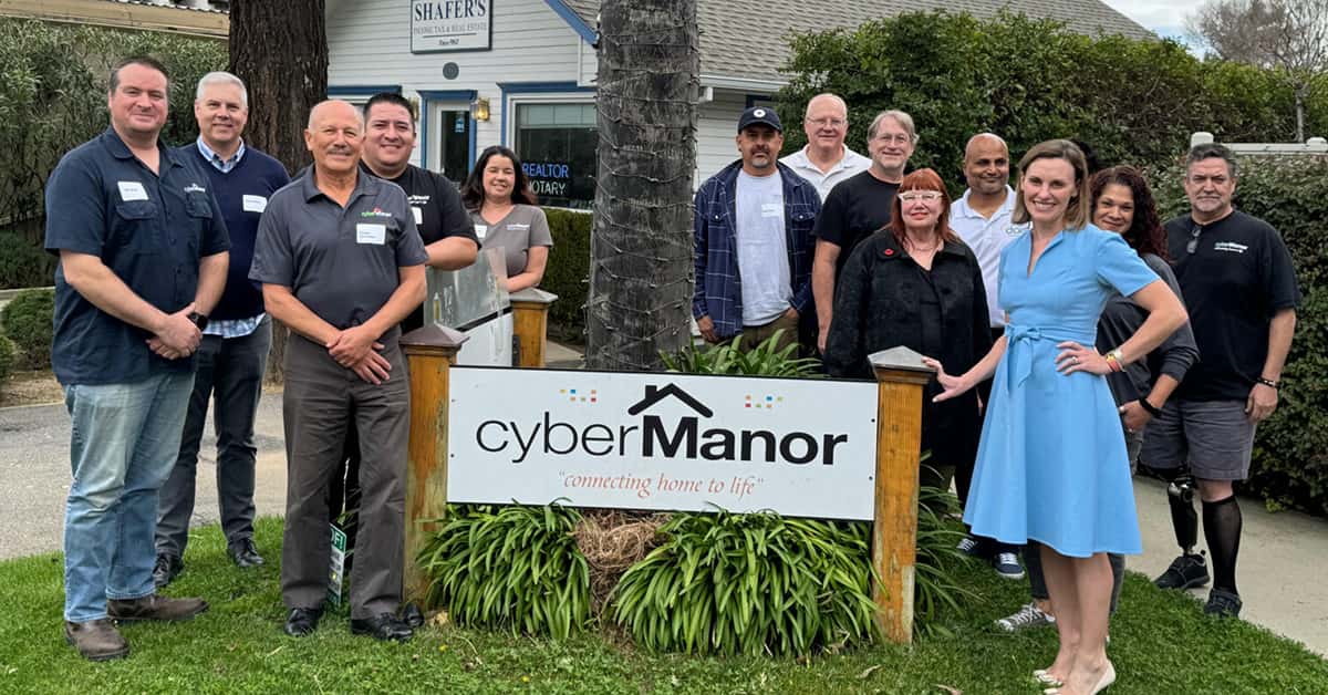 cyberManor and Daisy